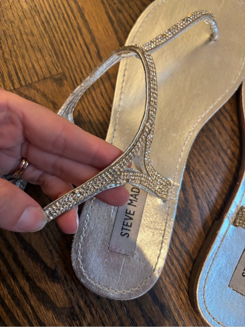 Steve Madden silver Rhinestone T-Strap Women’s Sandals - Picture 2 of 4